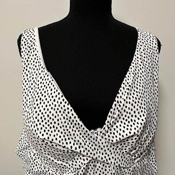 *FRESHWATER* Plus White x Black Underwire Swim Top Size 3X NWT - Picture 2 of 9